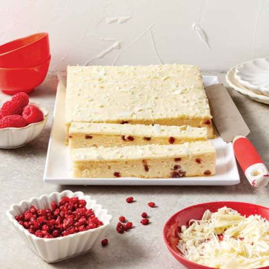 Picture of S/Lee Tray - White Choc Rasp 2Kg (4) 
